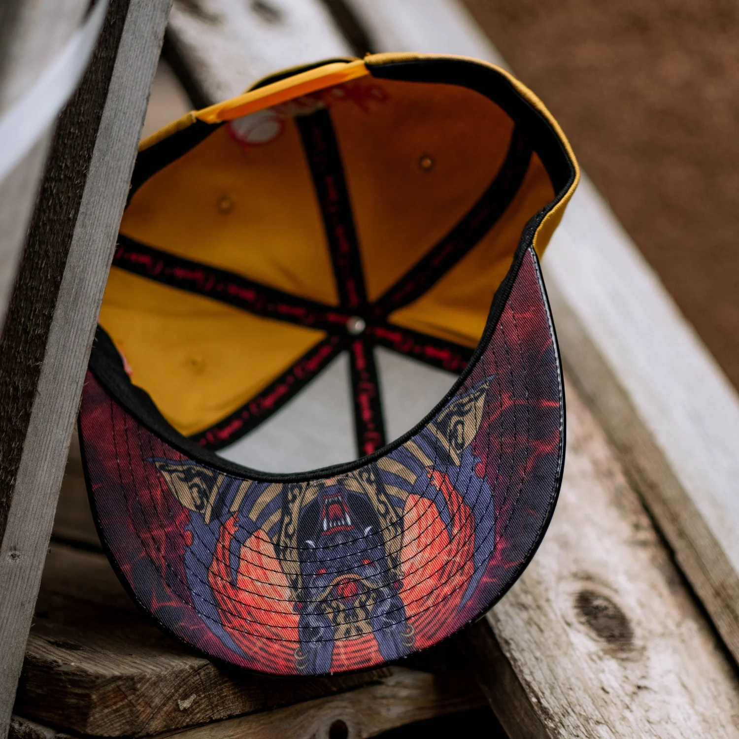 Anubis Snapback - Yellow/Metallic Black - Image 8