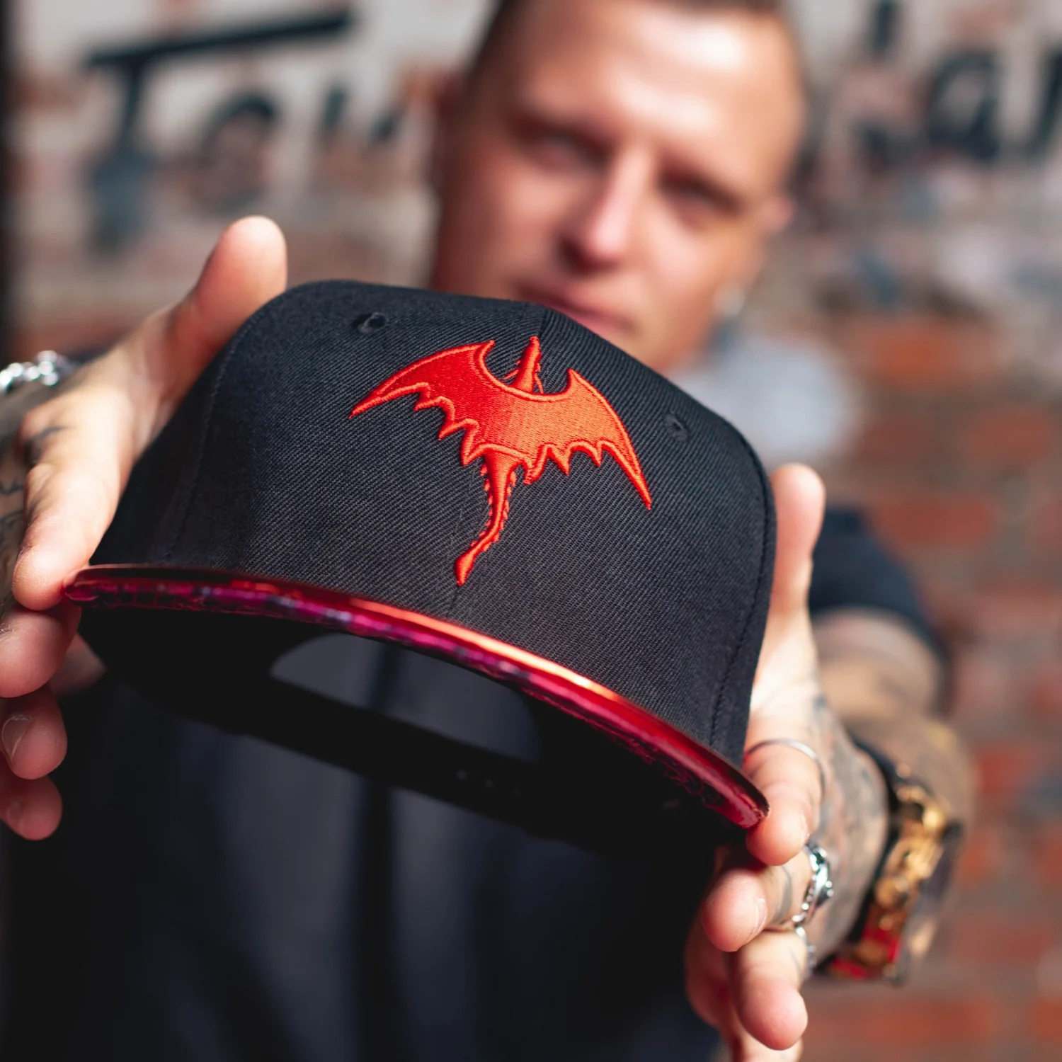 Blue & Red Dragon Metallic Snapback Set - Image 4