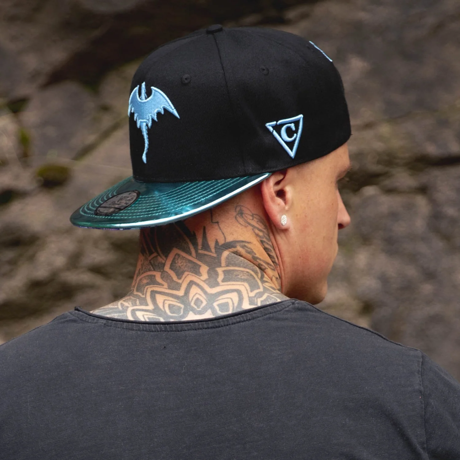 Blue & Red Dragon Metallic Snapback Set - Image 5