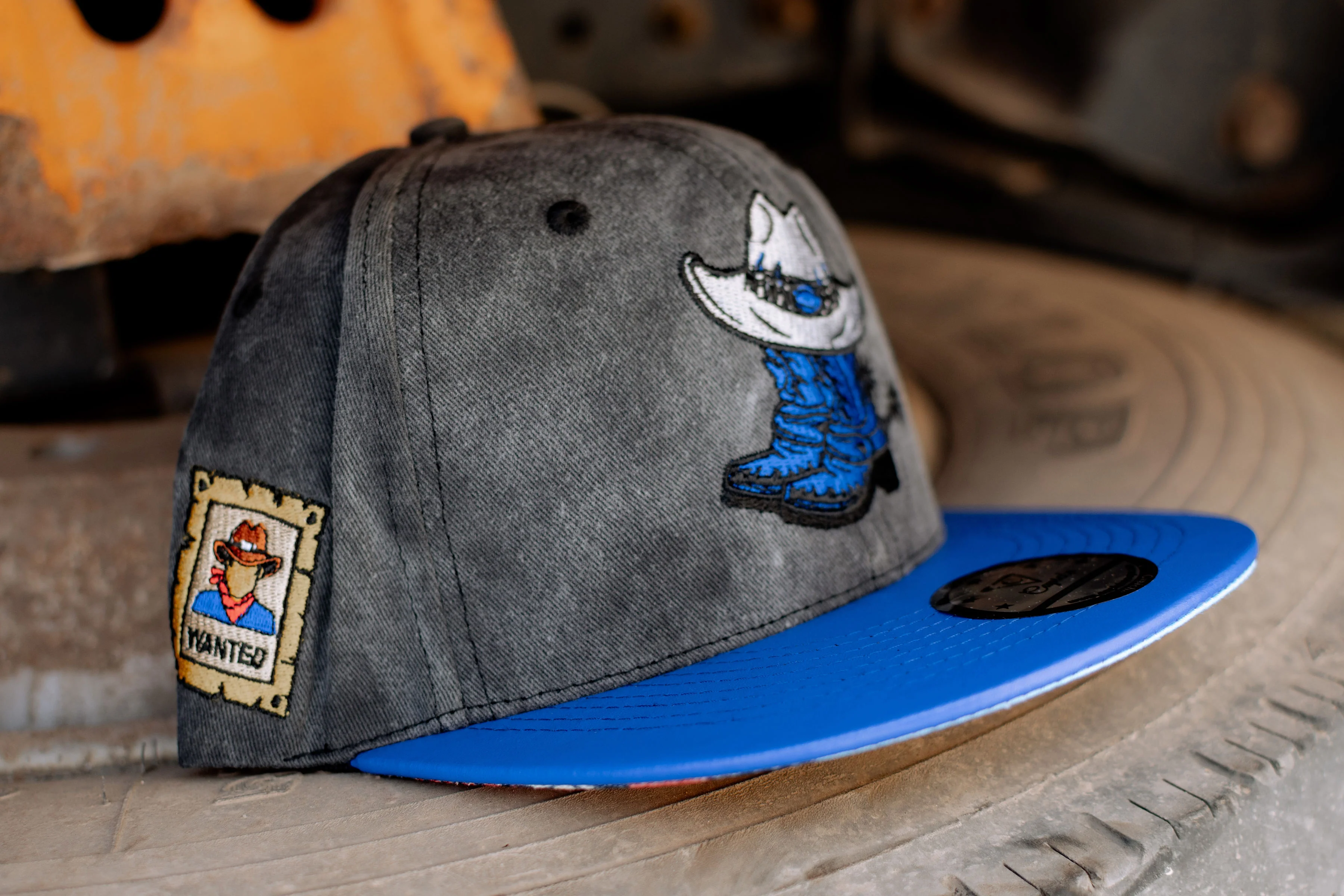 Bull Rodeo Snapback - Dark Grey Washed Fabric & Blue Faux Leather - Image 13