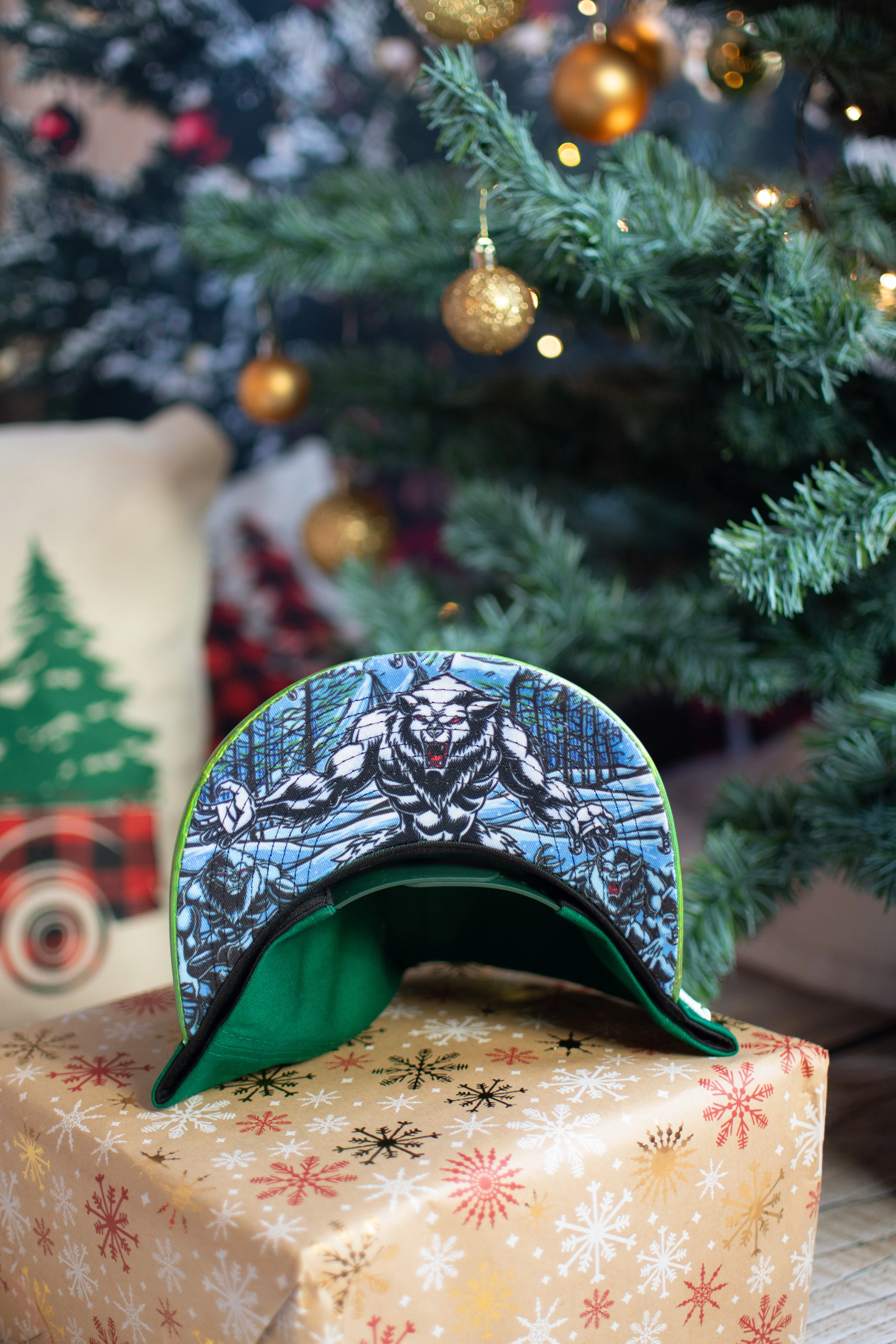 LIMITED Christmas Snapback Ice Beast Child Size - Green/Holographic - Image 15