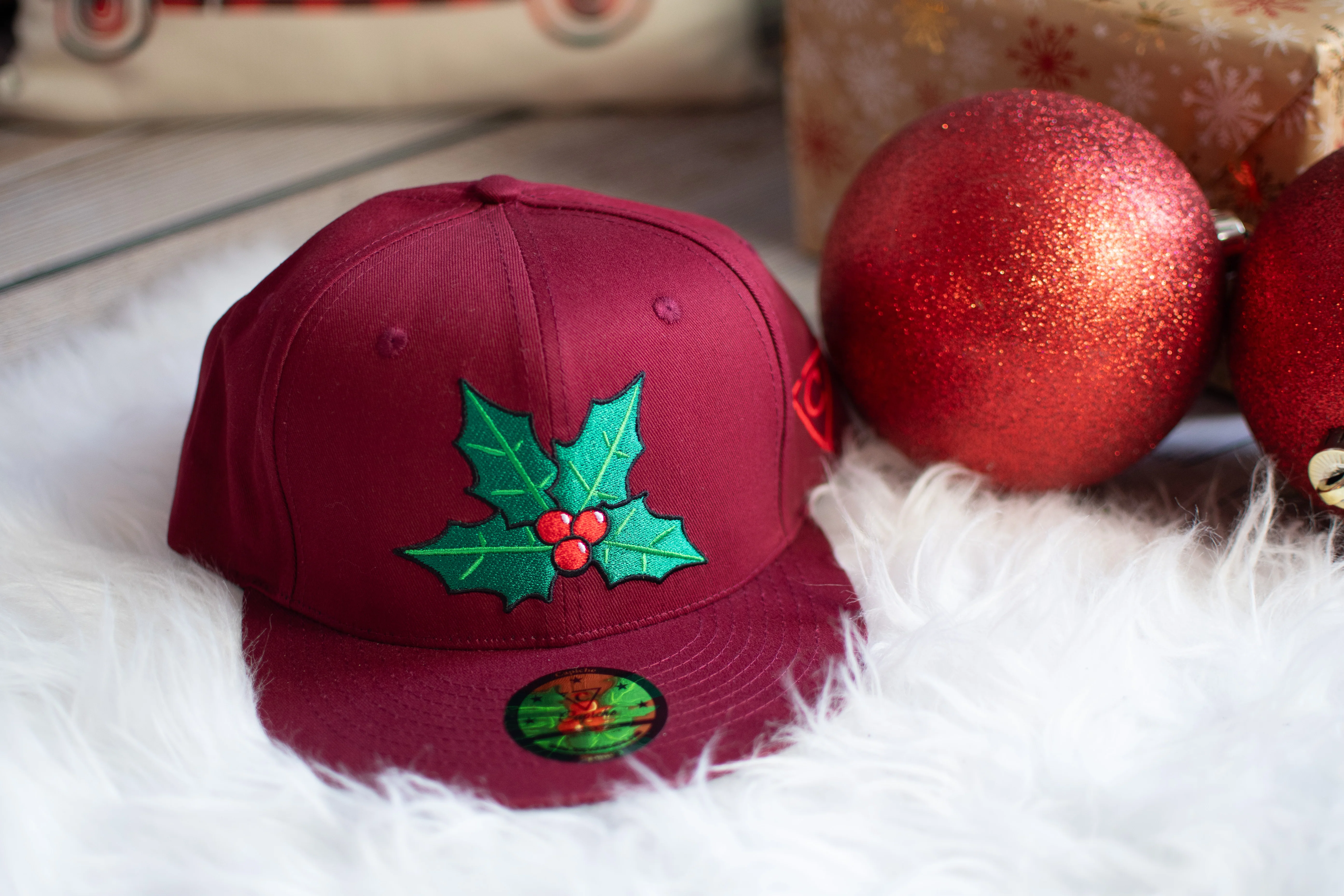 LIMITED Christmas Snapback Santa's Choir Child Size - Red - Image 11
