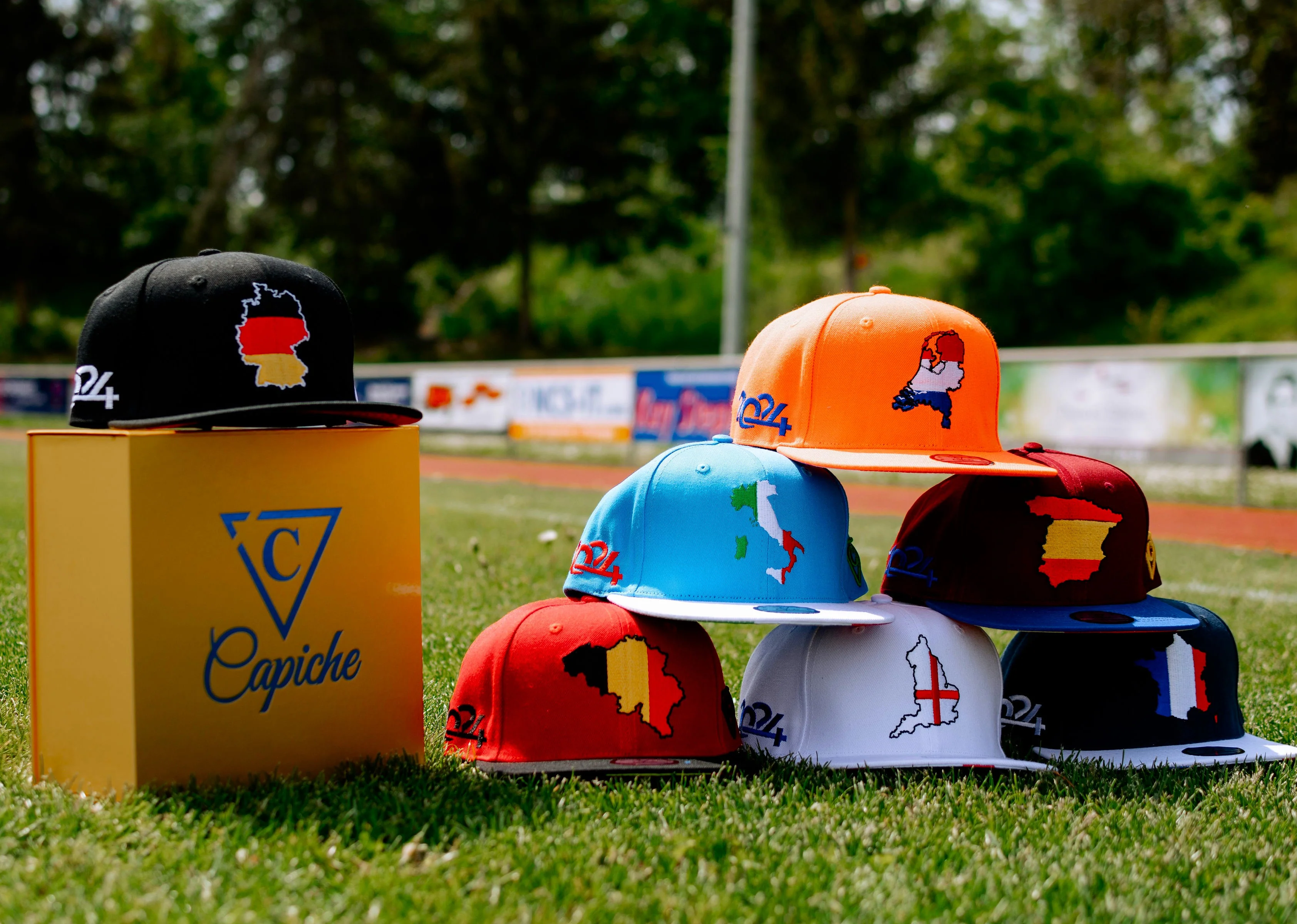 Football Championship Snapback - England '24 - Image 5