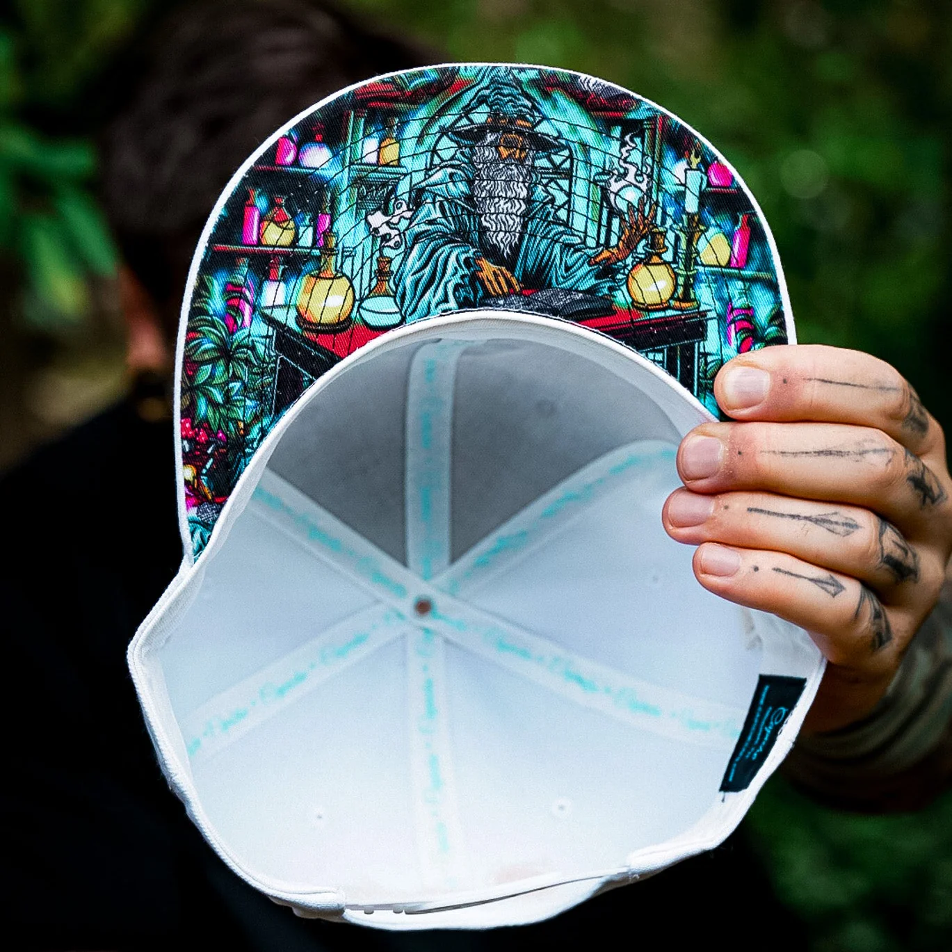 Lost Wizard Snapback - White - Image 4