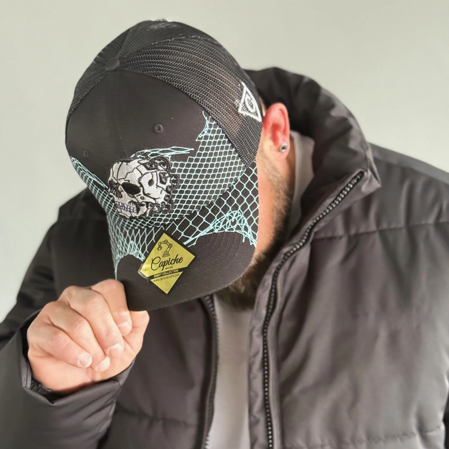 Robot Skull Trucker Cap - Black/Wired Grey - Image 8